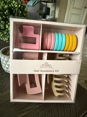Studio Selection Hair Accessory Kit - 12 piece set - New!
